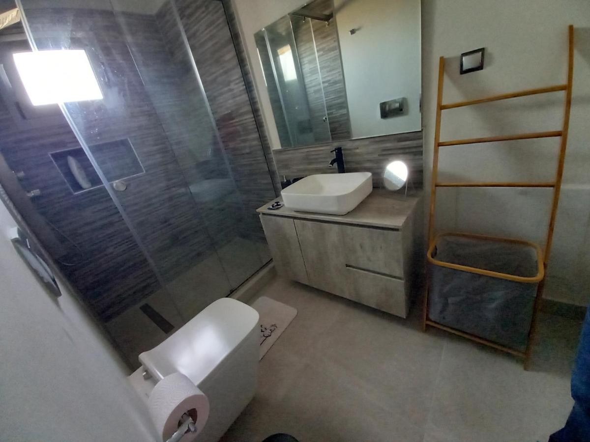Royal Legend Suite 苏达 外观 照片